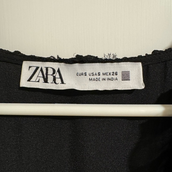 Zara Mini Ruffled Dress - Picture 6 of 8